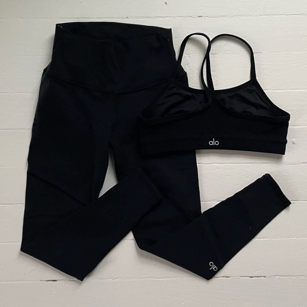 Alo Yoga XS Black Set, bra and leggings